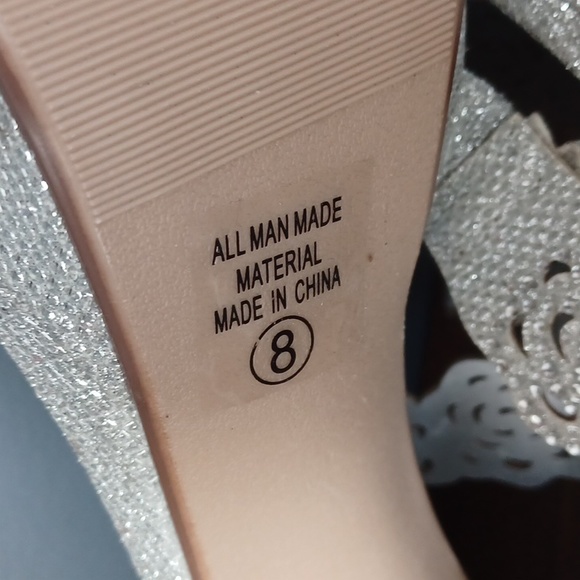 Heels - Picture 10 of 16